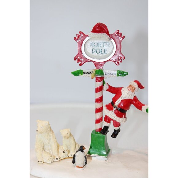 Lemax Village - Merry Santa - Table Accent - 2009 - Picture 4 of 4